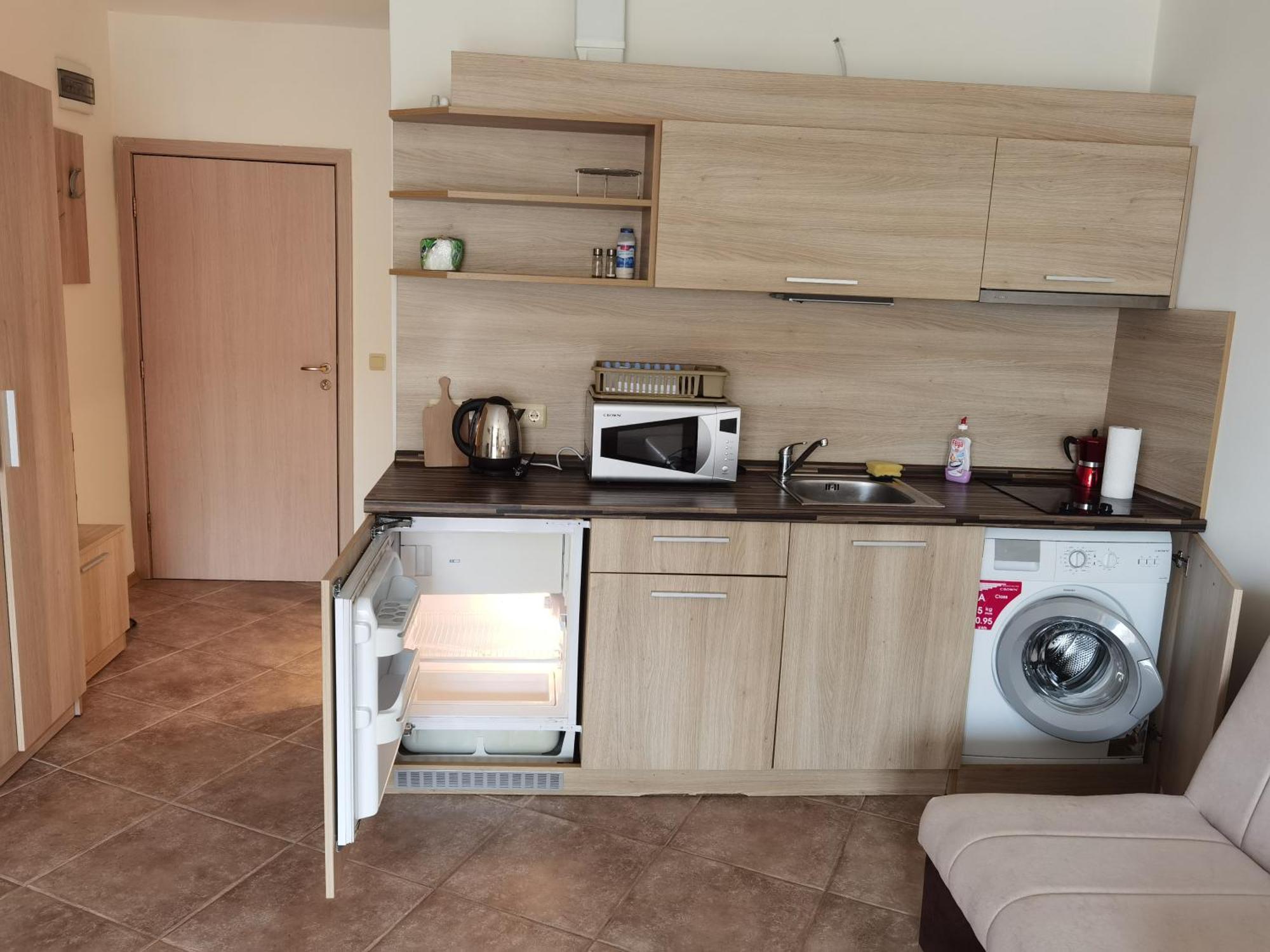 Dl Apartments Aheloy Buitenkant foto
