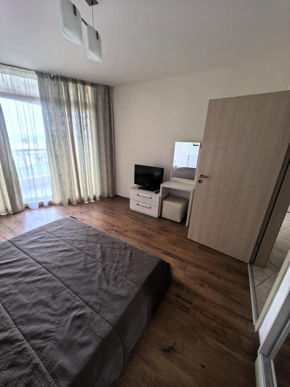 Dl Apartments Aheloy Buitenkant foto