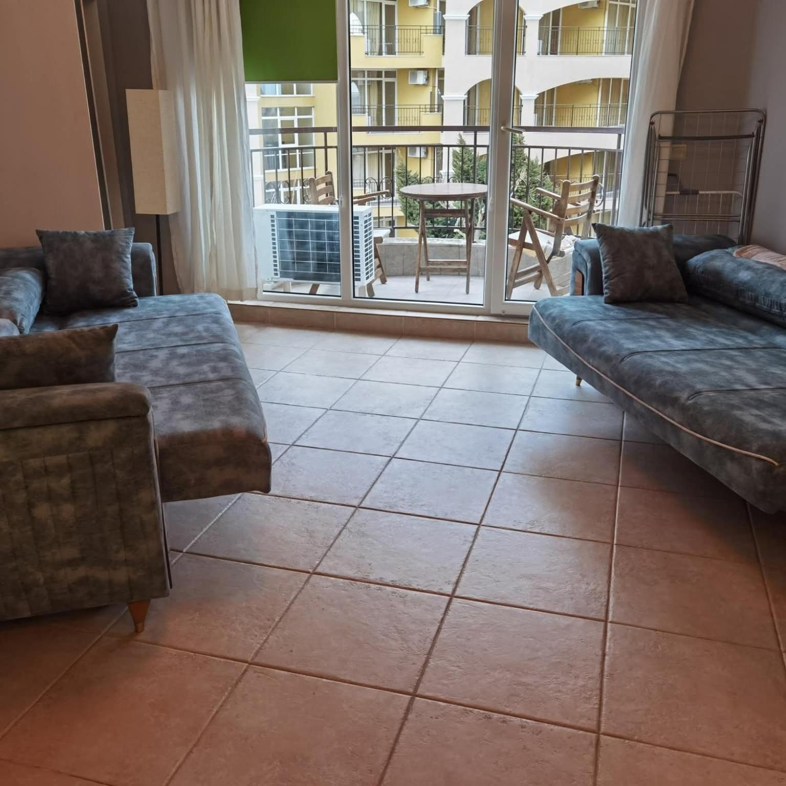 Dl Apartments Aheloy Buitenkant foto